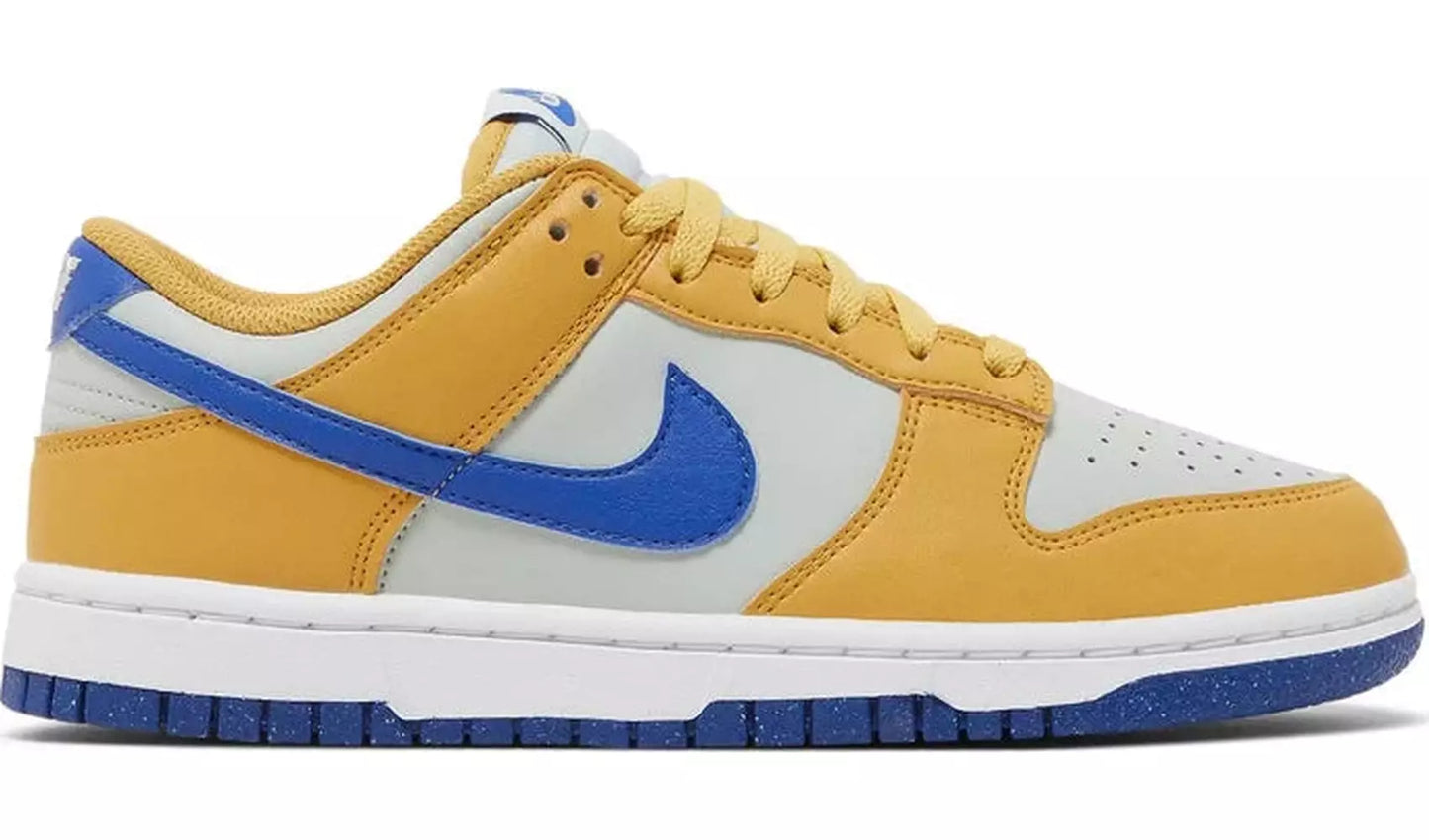 Dunk Low Next Nature (W) Gold Wheat Hyper Royal