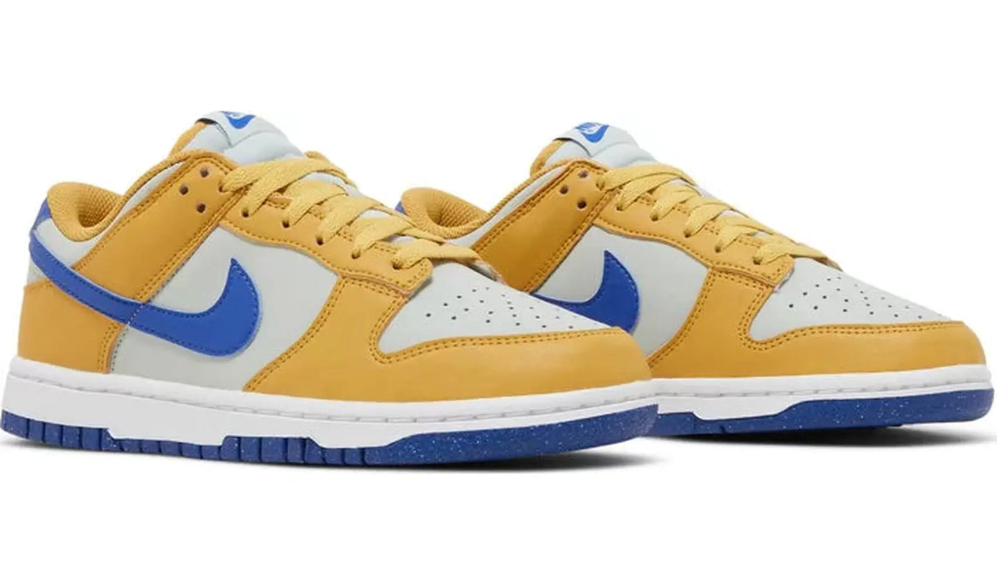 Dunk Low Next Nature (W) Gold Wheat Hyper Royal