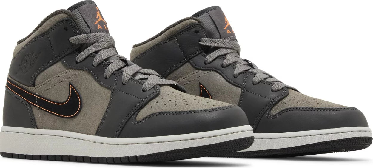 Jordan 1 Mid SE Night Stadium (GS)