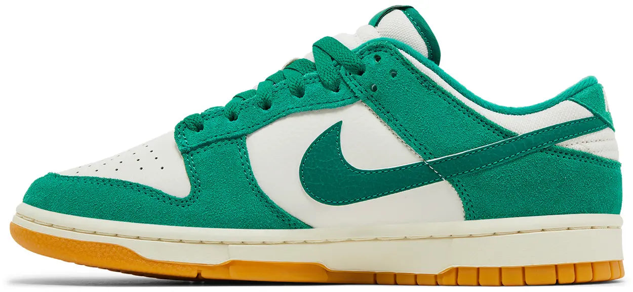 Nike Dunk Low SE Malachite