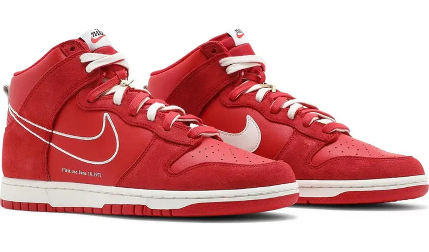 Dunk High First Use Red