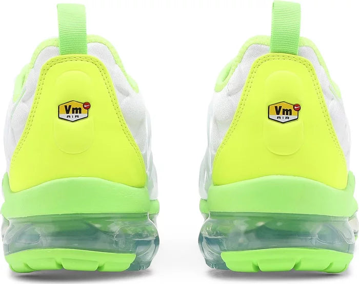 Vapor Max Plus Tennis Ball